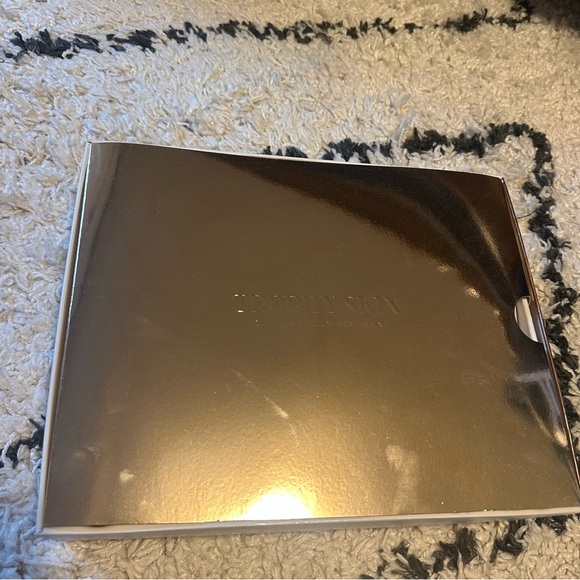 Trophy Skin MicrodermMD Microdermabrasion Machine - Picture 4 of 7